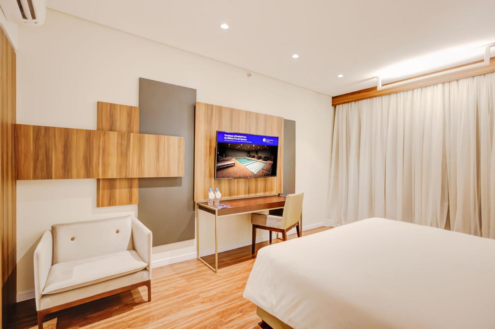 Doubletree By Hilton - Resort - Foz Do Iguacu Exterior photo A room at the hotel